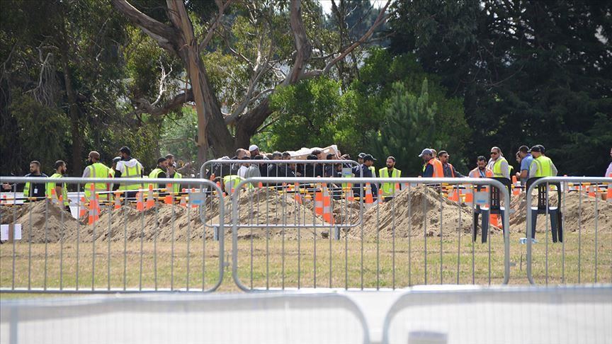 New Zealand: Syrian father, son first to be buried
