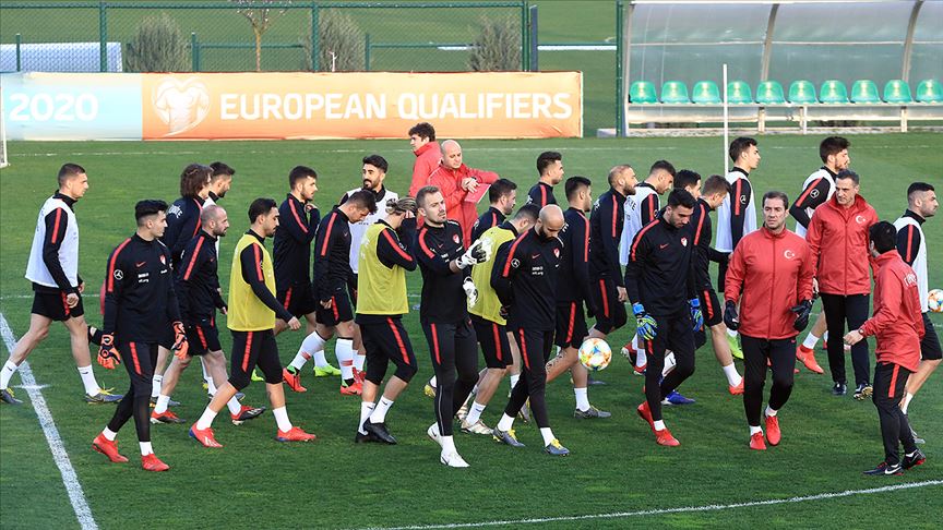 A Milli Futbol Takımı Arnavutluk yolcusu
