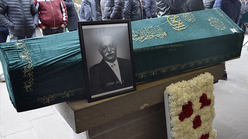 Oyuncu Ümit Yesin son yolculuğuna uğurlandı