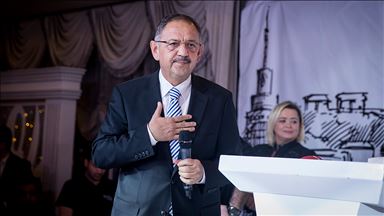 'En az 10 yerde 24 saat açık kütüphane yapacağız'