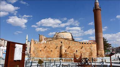 800 yıllık gök bilim medresesine 'bilimsel' restorasyon