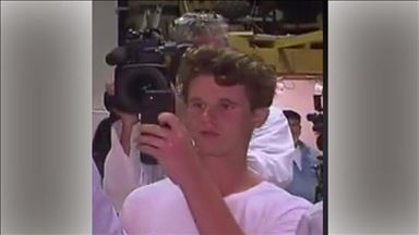 NBA star pays tribute to 'Egg Boy'
