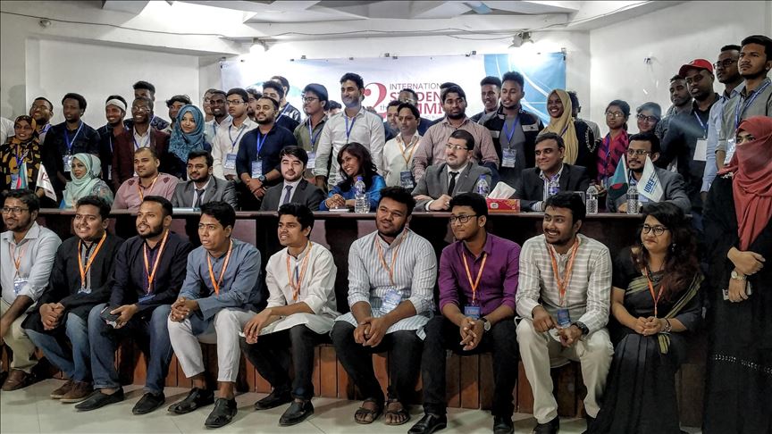 Int’l student meeting in Bangladesh urges global peace