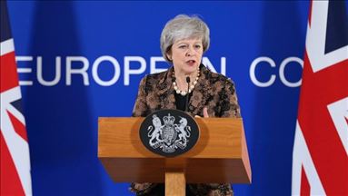 UK: May blames MPs for Brexit delay