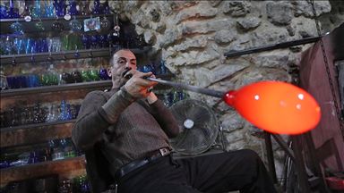Filistinli cam ustası sanatıyla işgale meydan okuyor