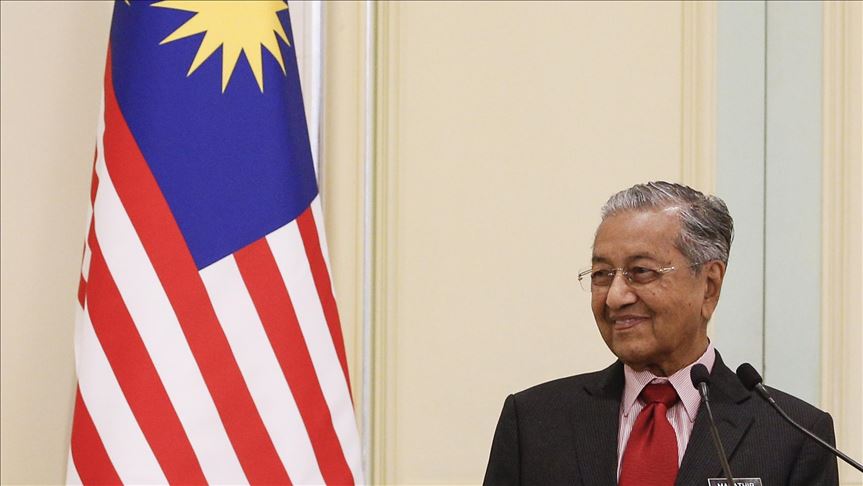 Malaysia’s Mahathir dubs Israel ‘a state of robbers’ 