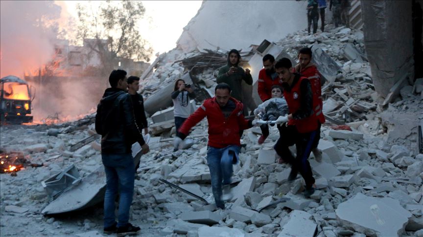 U zračnim napadima u Idlibu ubijeno 10 civila, 28 ranjenih