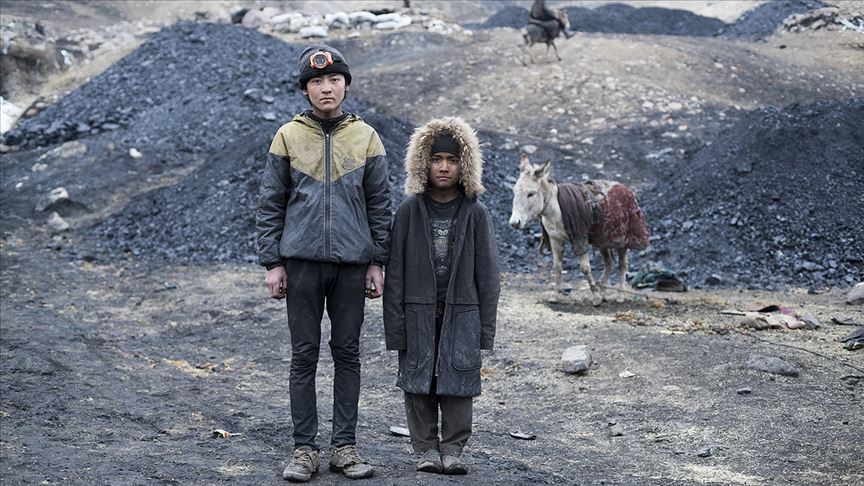 Çocuk maden işçilerinin yaşam mücadelesi Afgan Kömürü