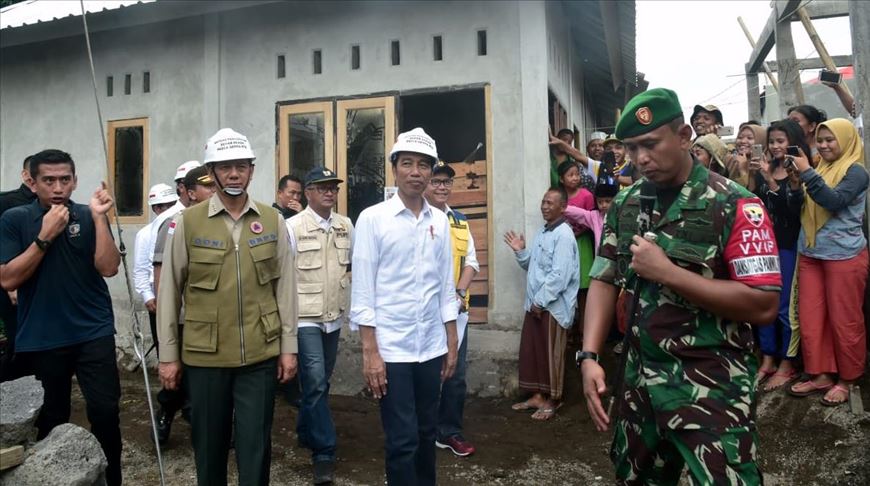 Presiden Joko Widodo minta percepatan bantuan rumah untuk korban gempa