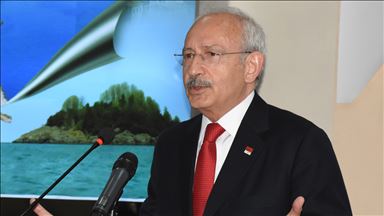 'Beraber huzur içinde yaşamak zorundayız'