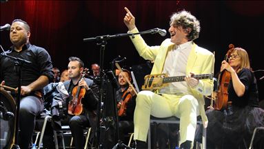 Këngëtari Goran Bregoviç mbajti koncert në Shkup