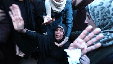 Gazans bury two youths martyred by Israeli fire