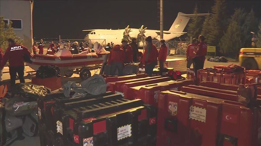 طائرة مساعدات تركية تصل موزمبيق لإغاثة متضرري إعصار "إداي"
