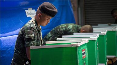 Жители Таиланда голосуют на парламентских выборах