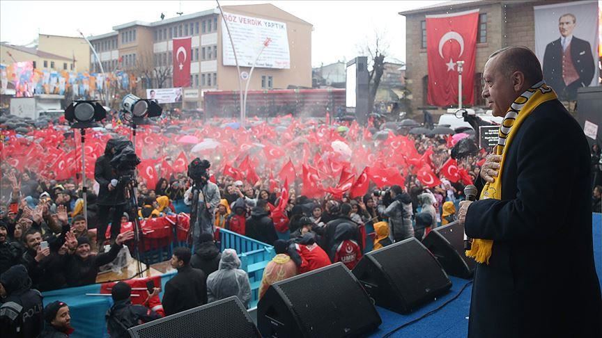 Erdogan: Oni koji nisu u stanju smjelo stati pred nas, poruke nam šalju preko svojih pijuna 