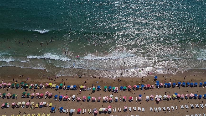 Antalya'da turist hedefi 20-25 milyonlara doğru hızla büyüyecek'