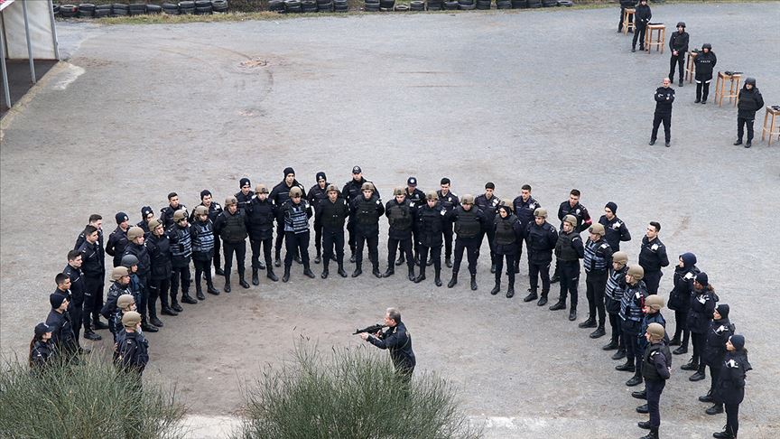 turkiye nin polisleri bu okullarda yetisiyor