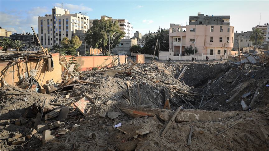 طالت مواقع مختلفة.. نحو 50 غارة إسرائيلية على غزة في ساعات