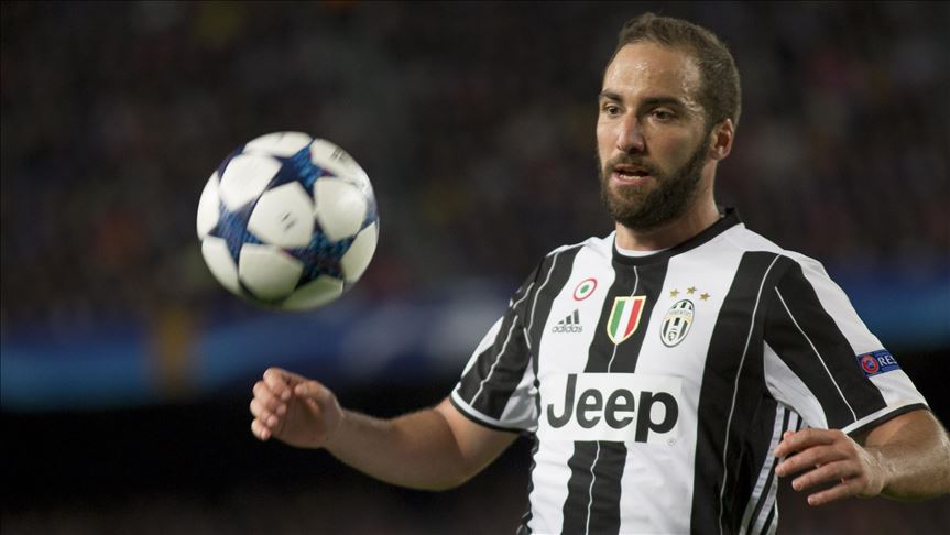 Football: Higuain prend sa retraite internationale