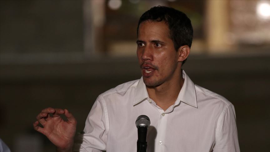 Venezuela'da Guaido'ya kamudan men cezası