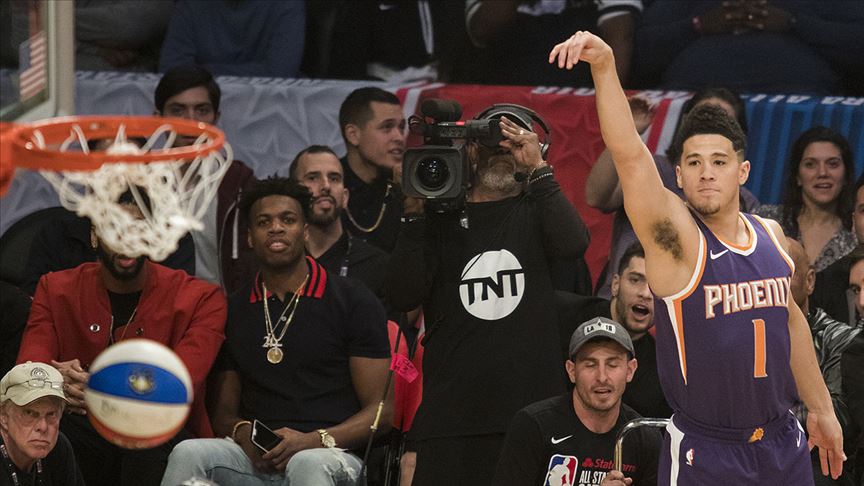 Devin Booker tarihe geçti