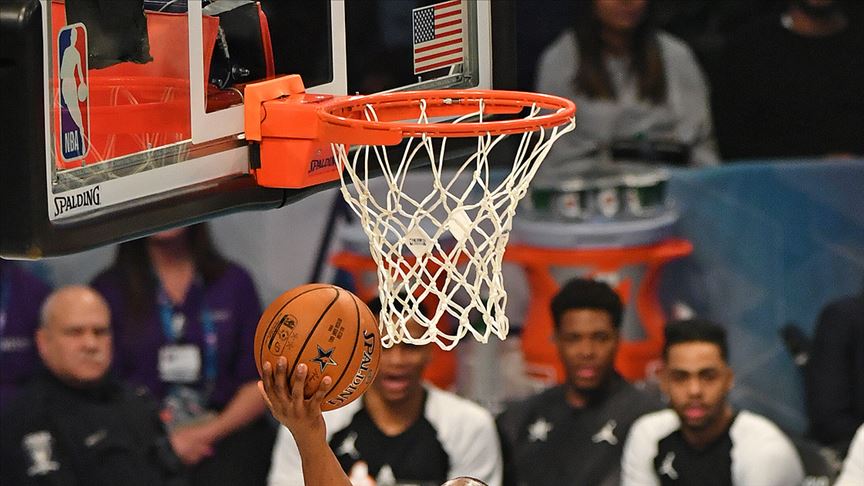 Lakers'a LeBron da yetmedi