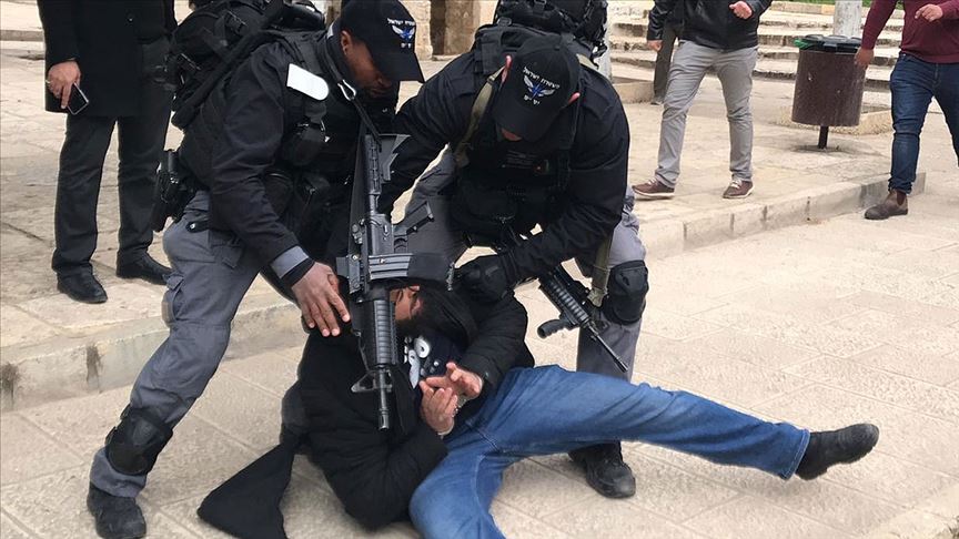 İsrail güçleri 11 Filistinliyi gözaltına aldı