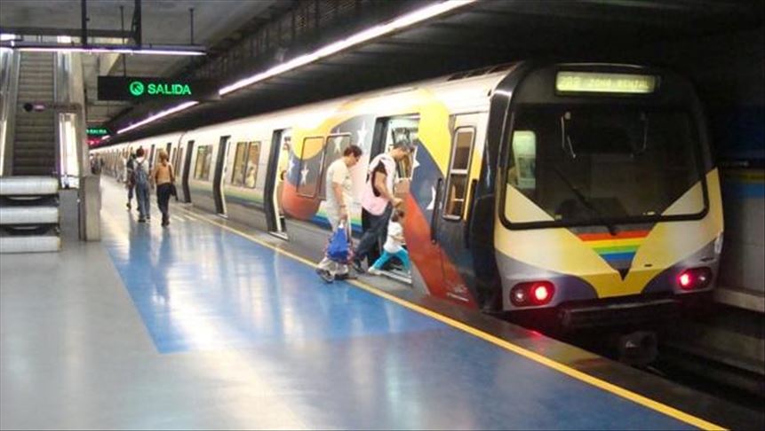Después de los apagones se reactiva el servicio del Metro de Caracas