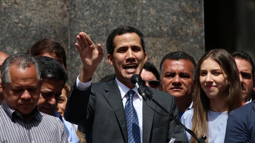 Venezuela’da Guaido’nun dokunulmazlığı kaldırıldı