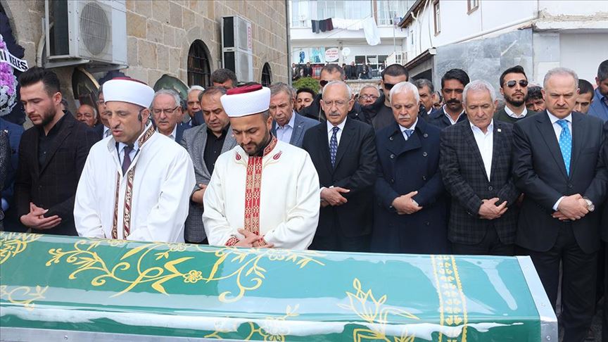 Kılıçdaroğlu cenaze törenine katıldı
