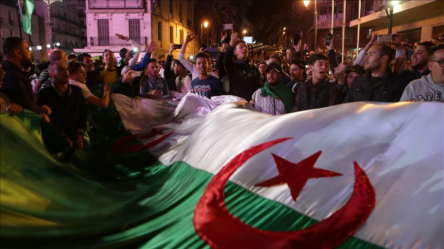 Algérie: Limogeage du chef des Renseignements