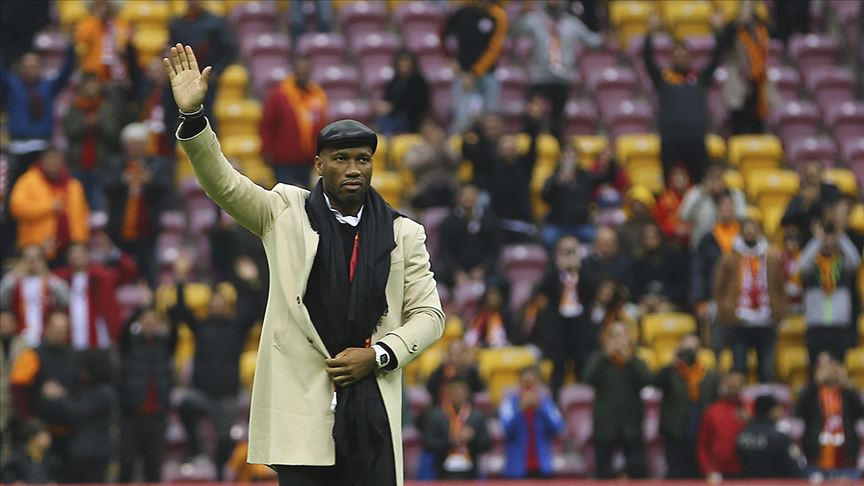 Galatasaray'ın dünyaca ünlü eski futbolcusu Drogba: Buraya dönmek benim için çok özel