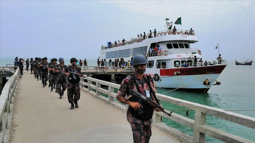 Bangladesh deploys border guards to islet near Myanmar