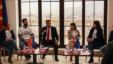 Заев: „Мерките на Владата даваат резултати, невработеноста се намалува“