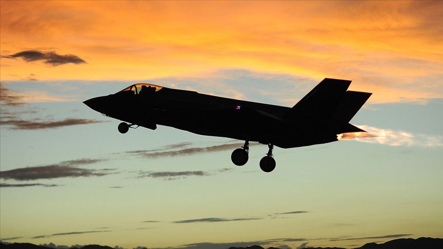 Japon F-35 savaş uçağı Pasifik Okyanusu üzerinde kayboldu