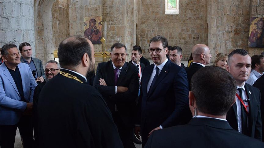 Vučić i Dodik posjetili Sabornu crkvu u Mostaru 