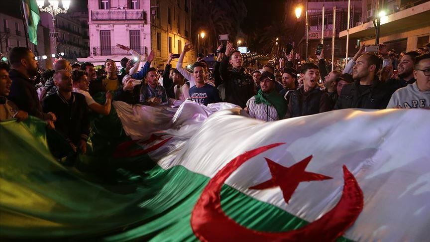 Выборы президента Алжира пройдут 4 июля