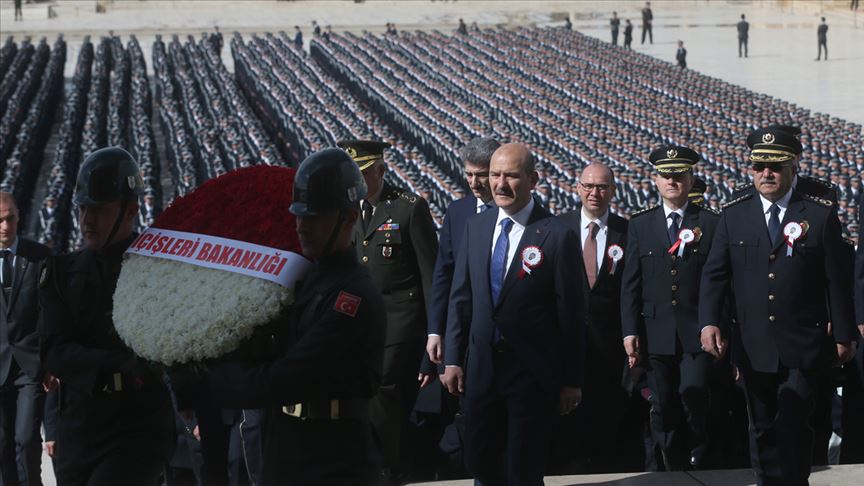 Icisleri Bakani Soylu Ve Beraberindeki Heyet Anitkabir I Ziyaret Etti