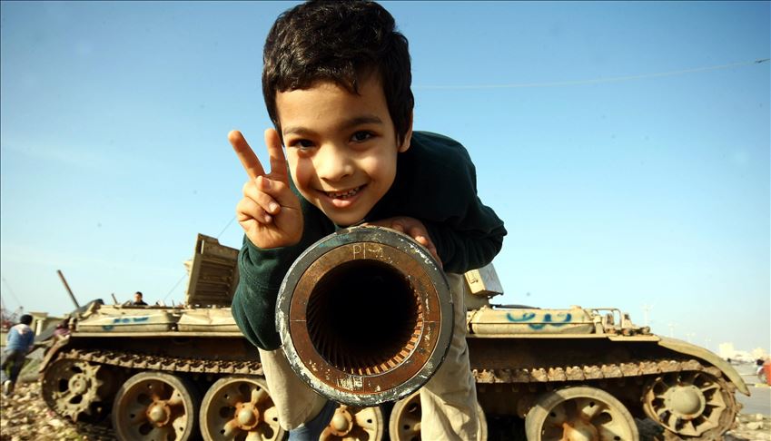 "الوفاق" الليبية تتهم قوات حفتر بتجنيد أطفال