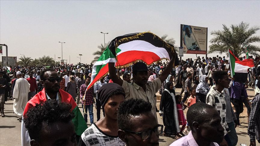 ماذا يجري في السودان محاولة انقلاب على انقلاب القصر