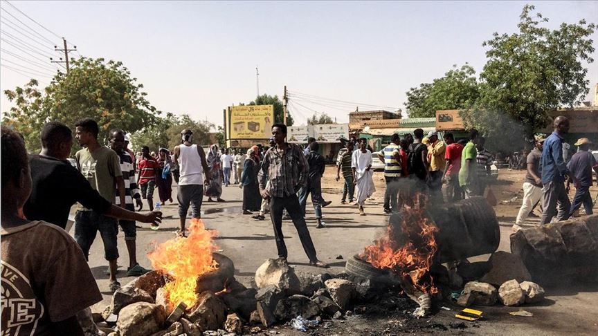 Sudan'da dünkü gösterilerde 13 kişi hayatını kaybetti