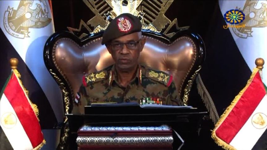 Soudan: Bin Ouf quitte son poste de président du Conseil militaire