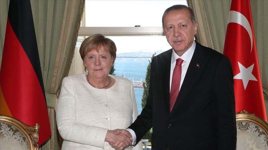 Эрдоган провел переговоры с Меркель