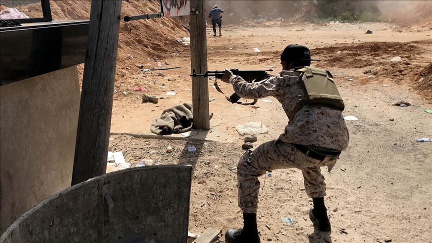 Cifra de muertos por enfrentamientos armados en Libia asciende a 75
