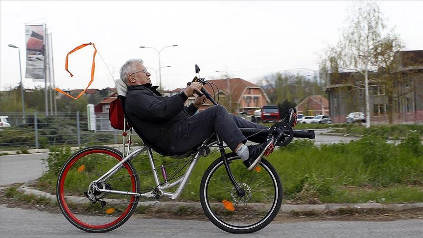 Inovacija Milančeta Đurića: U osmoj deceniji vozi ležeći bicikl koji je sam napravio