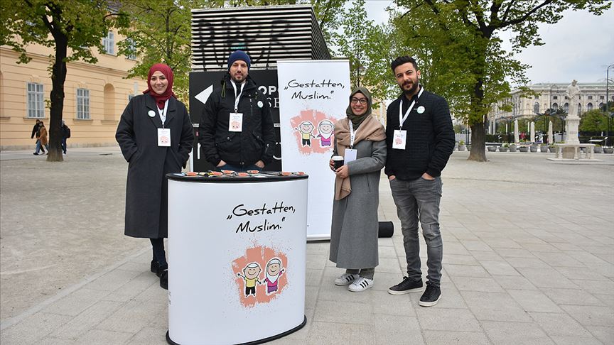 Avusturya’da 'Buyurun Ben Müslümanım' etkinliği