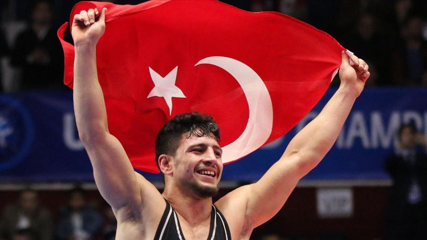 Turkish wrestler wins silver in European championships