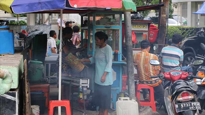 Endonezya'da halk gelecek hükümetten ekonomik kalkınma bekliyor