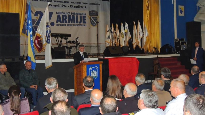 U Bihaću obilježen Dan Armije: BiH se danas brani kao i prije 27 godina