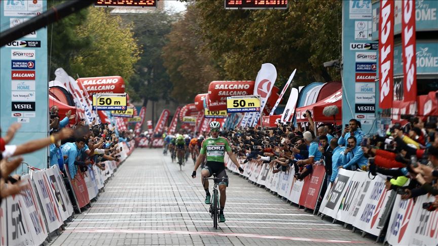 Cycling: Bennett wins opening stage in Tour of Turkey